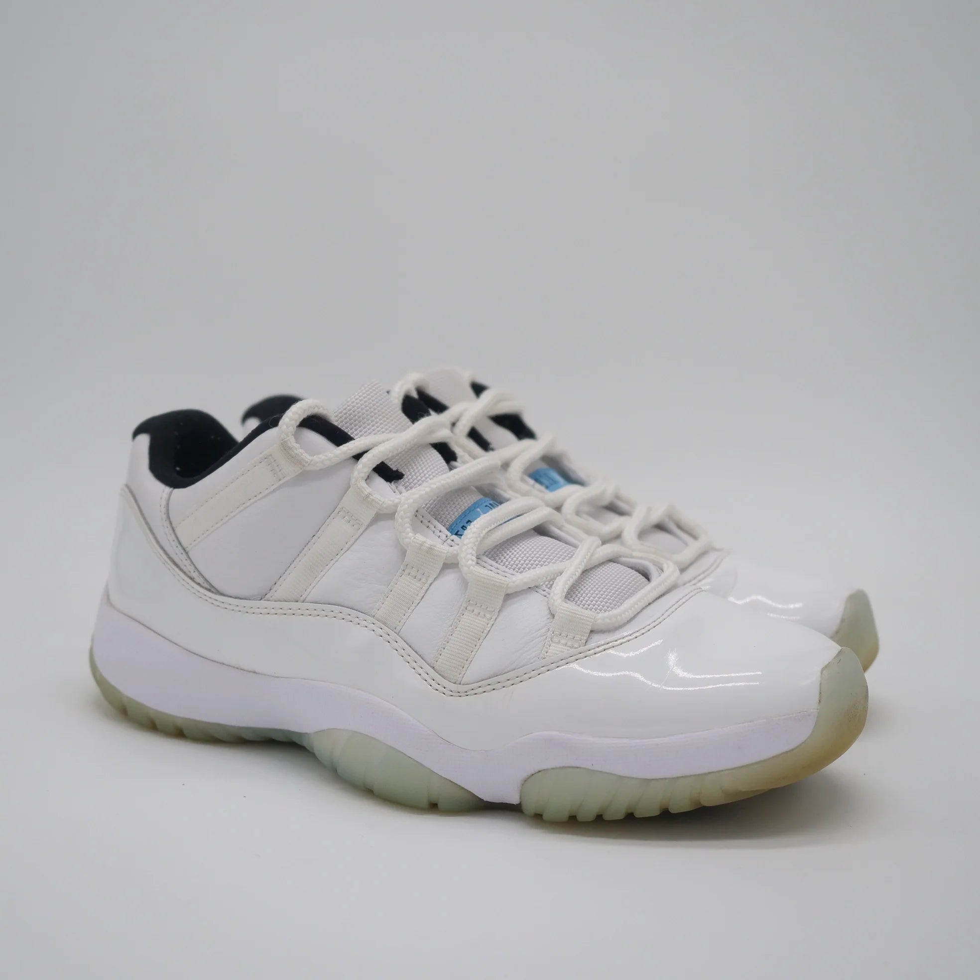 Air Jordan 11 Low Legend Blue - 42