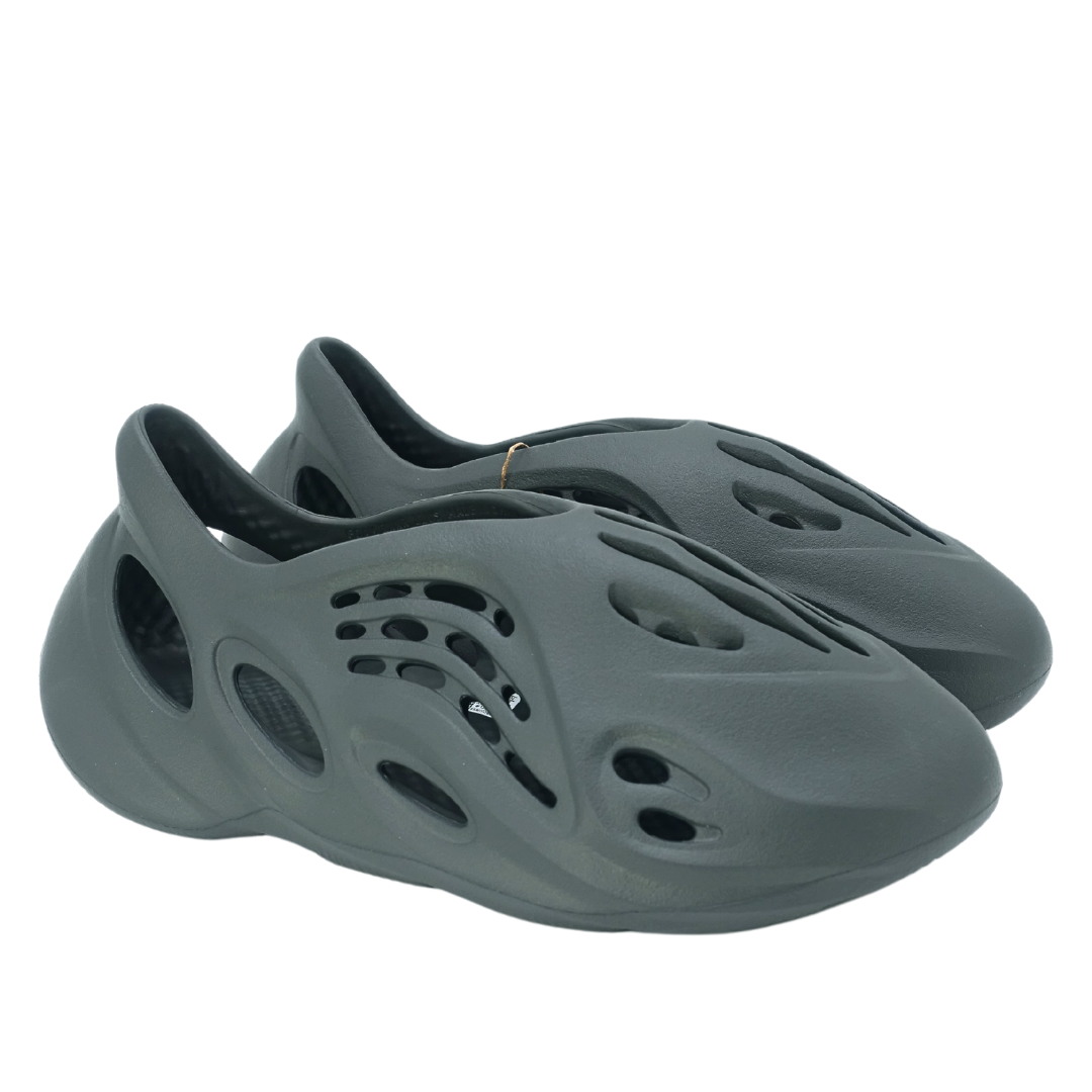 Adidas Yeezy Foam RNR Carbon