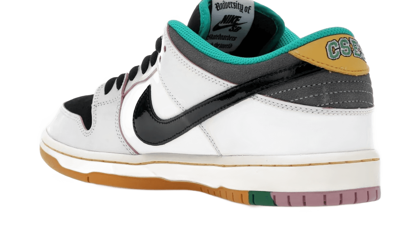 Nike SB Dunk Low CSEF - HJ4132-100